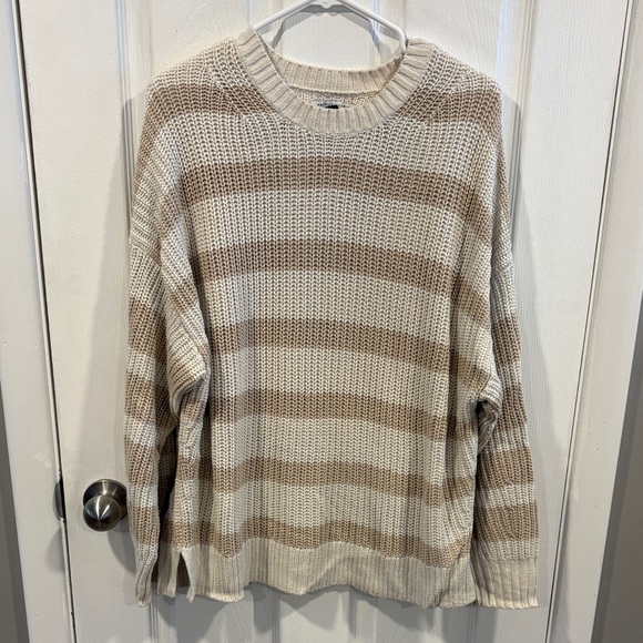 American Eagle Outfitters Sweaters - American Eagle Outfitters Tan and Cream Striped Sweater